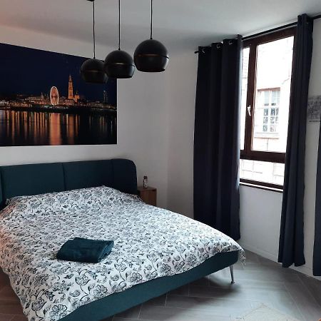 Suite City Center In Quiet Street & Airco Антверпен Экстерьер фото